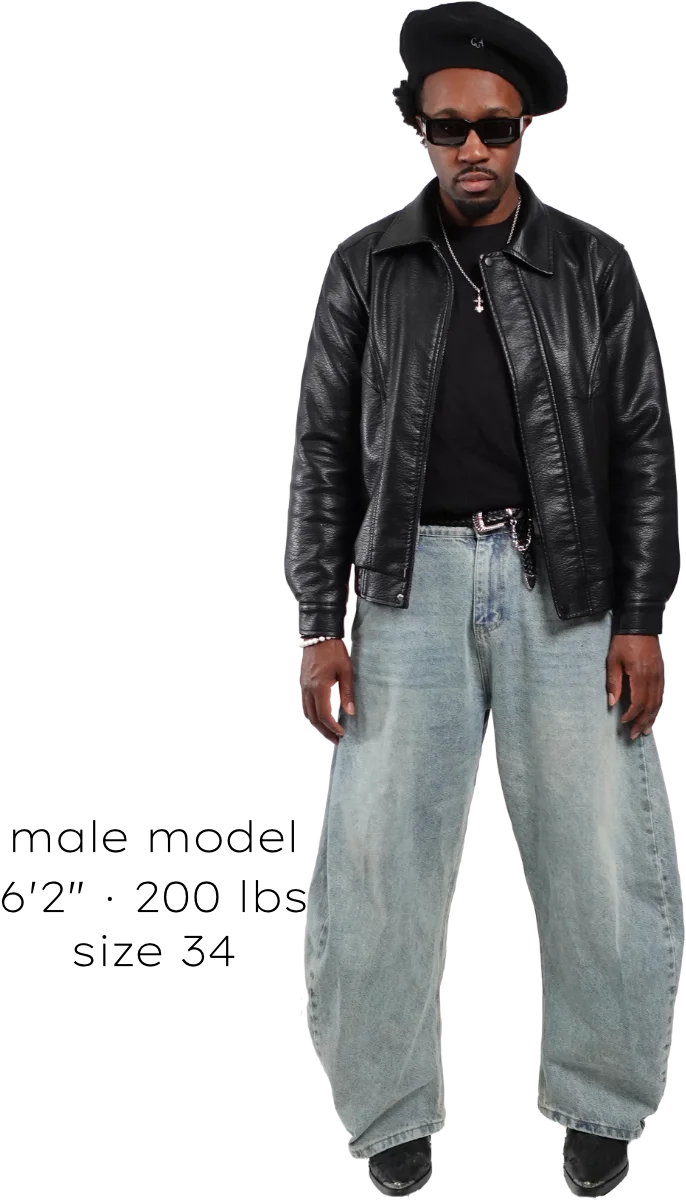 Size 34 Model