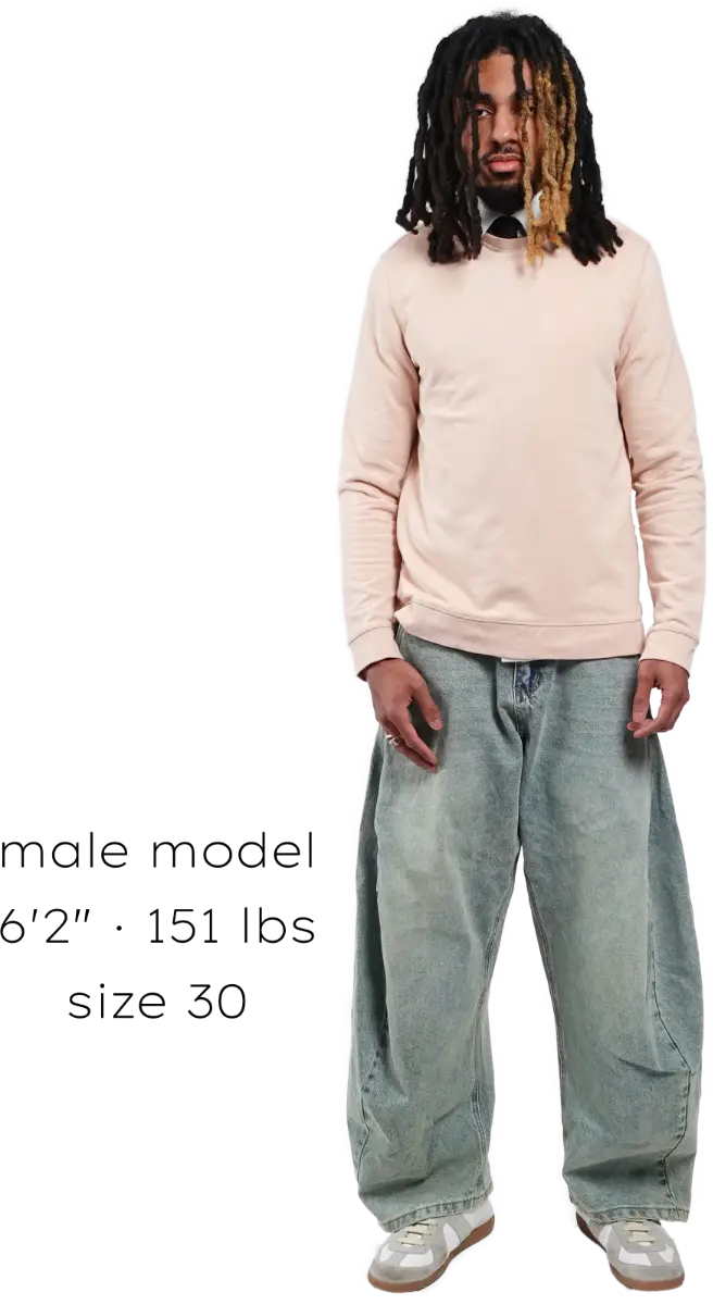 Size 30 Model